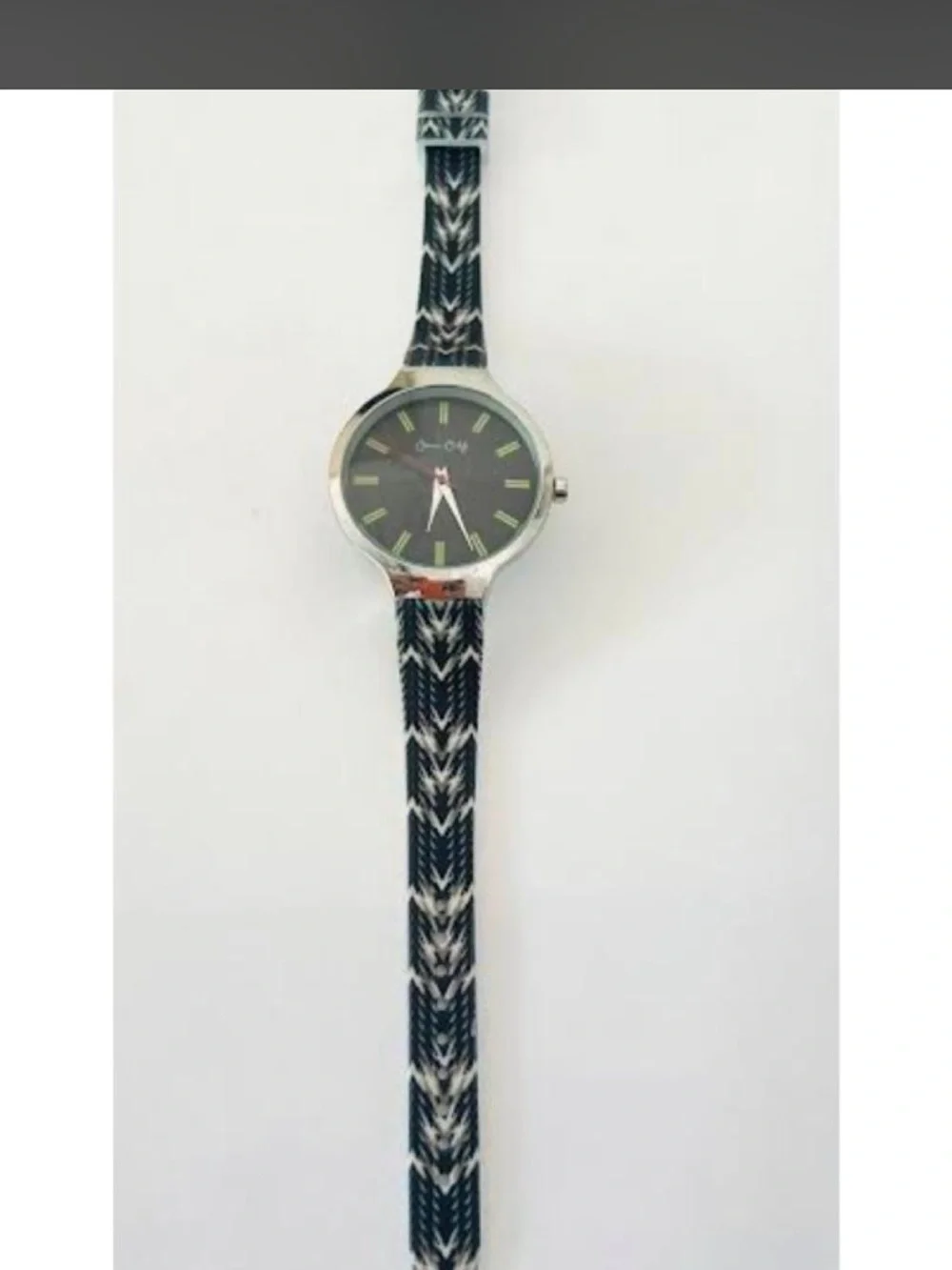 Stylish Black & White Patterned Strap Watch